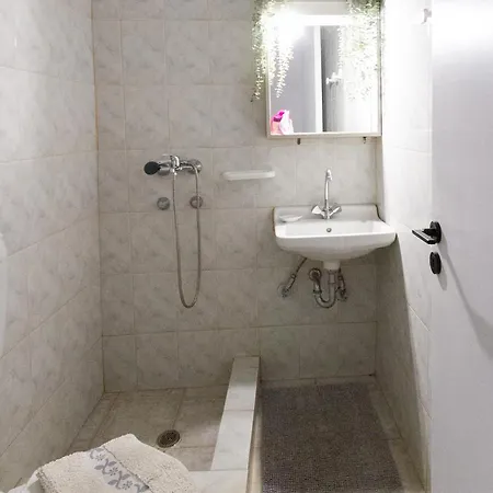 42 Herakleous Apartman Lutrá Edipszú